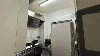 Plus de détails pour Local commercial à vendre