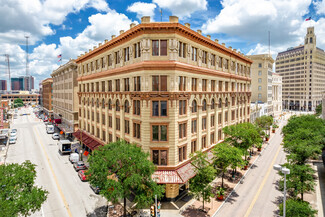 Plus de détails pour 110 Broadway St, San Antonio, TX - Bureau à louer