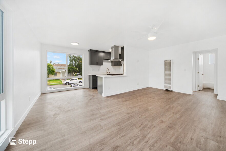 1721-1725 Freeman Ave, Long Beach, CA à vendre - Photo de l’immeuble – Image 2 sur 21