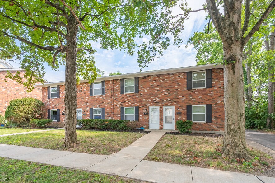 411-417 E Warren st, Lebanon, OH à vendre - Photo de l’immeuble – Image 2 sur 19