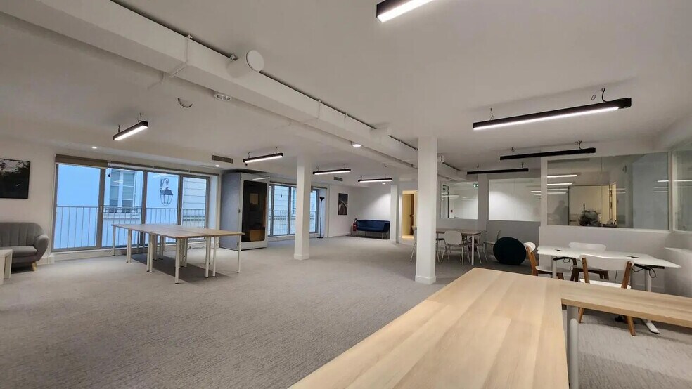 Bureau dans Paris à louer - Photo de l’immeuble – Image 2 sur 8