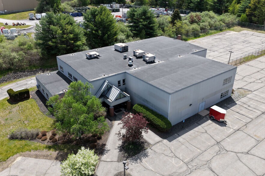 83 Anthony Ave, Augusta, ME à louer - Photo de l’immeuble – Image 2 sur 12