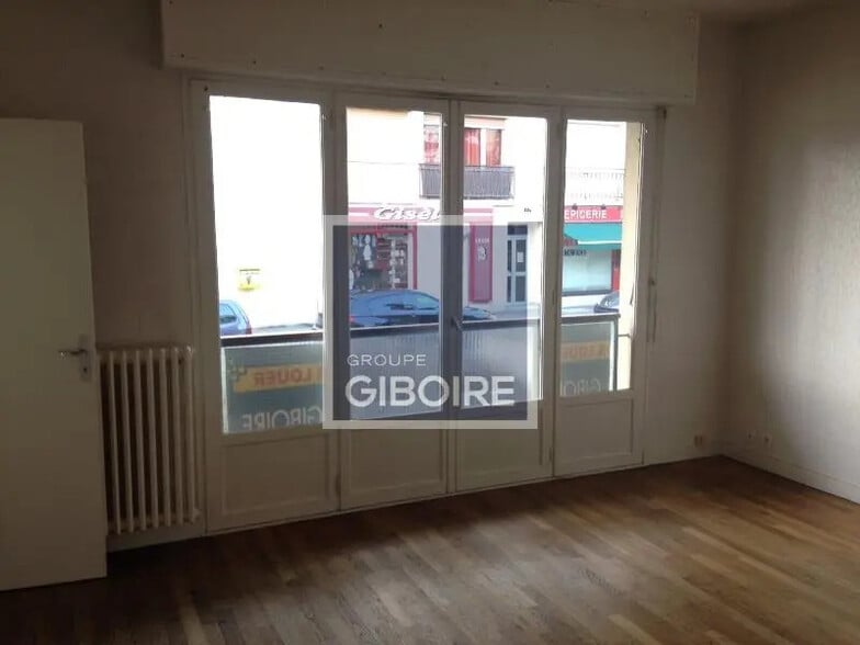 Bureau dans Rennes à vendre - Photo de l’immeuble – Image 2 sur 3