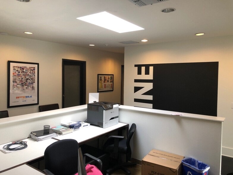 10960 Ventura Blvd, Studio City, CA à louer - Photo intérieure – Image 3 sur 11