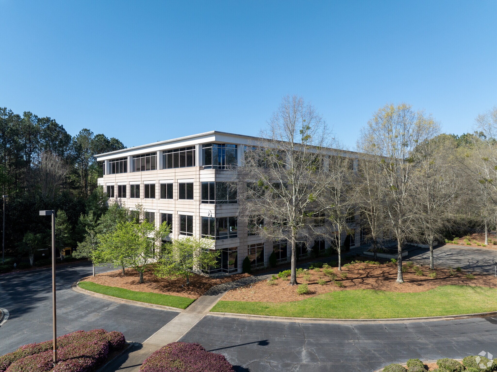 1355 Windward Concourse, Alpharetta, GA à louer Photo principale– Image 1 sur 4