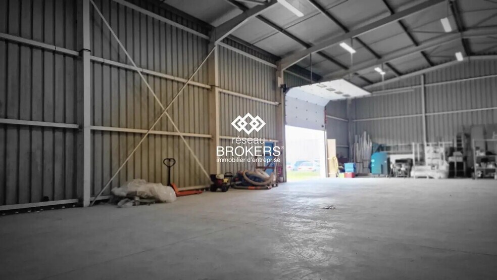 Industriel/Logistique dans Capens à louer - Photo intérieure – Image 2 sur 3