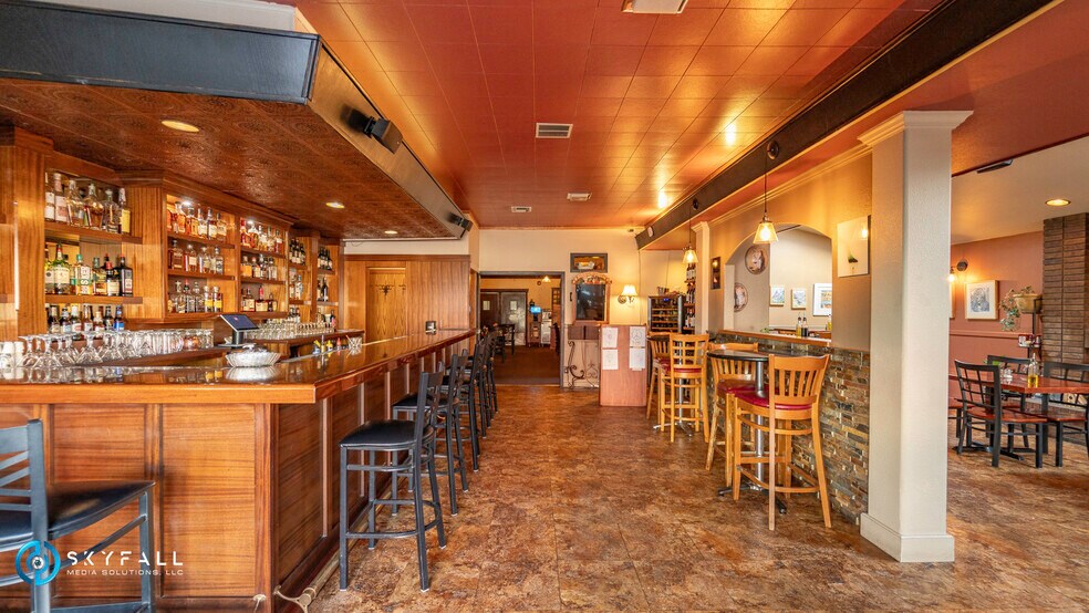 351 Silver St, Elko, NV à vendre - Photo de l’immeuble – Image 3 sur 23