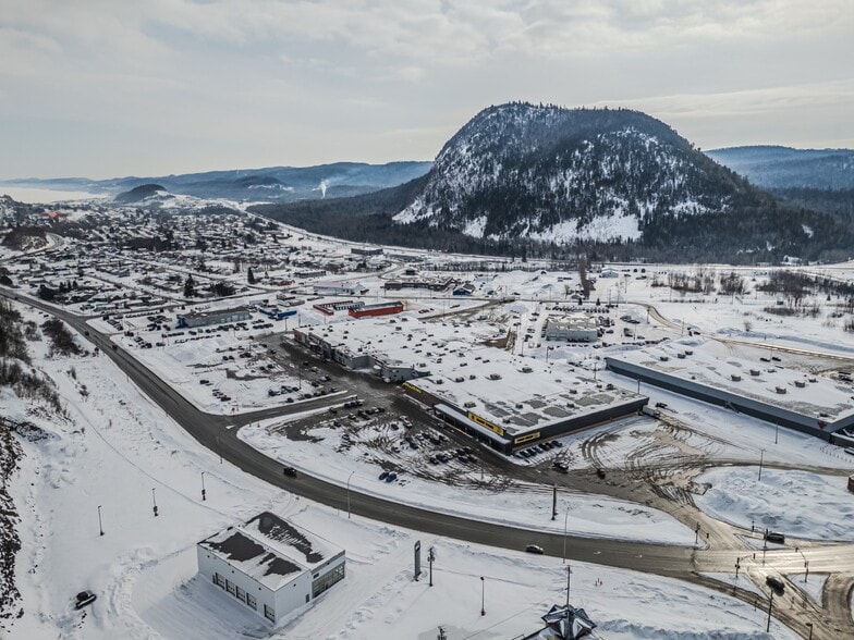 312 Val D'Amour Rd, Atholville, NB à louer - Photo de l’immeuble – Image 3 sur 4