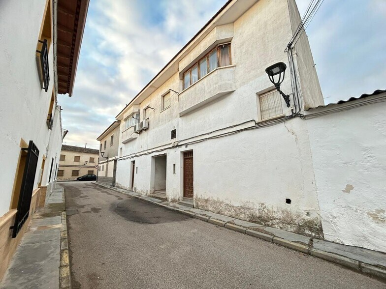 Immeuble residentiel dans Tembleque, Toledo à vendre - Photo de l’immeuble – Image 2 sur 28