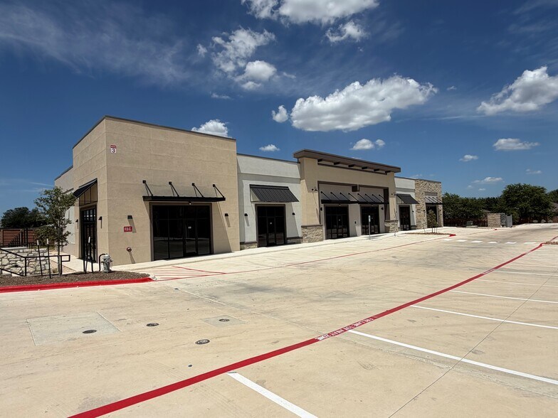 1012 Municipal Dr, Leander, TX à vendre - Photo de l’immeuble – Image 1 sur 5