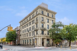 134 Broadway, Brooklyn, NY à louer Photo intérieure– Image 1 sur 6