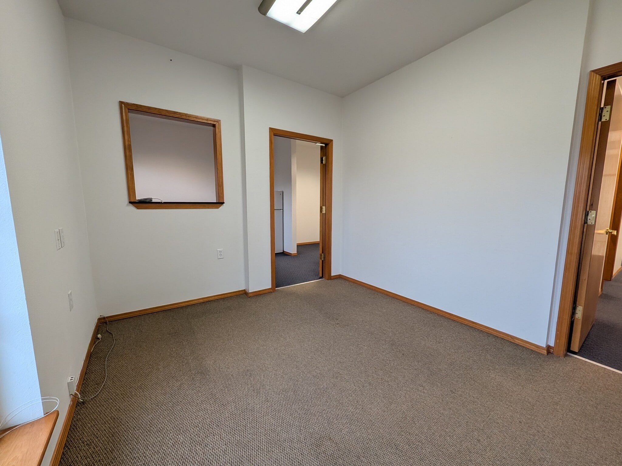 530 W Fir St, Sequim, WA à louer Photo intérieure– Image 1 sur 21