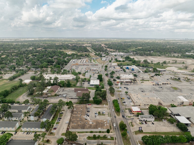 6501 Antoine, Houston, TX à louer - Aérien – Image 2 sur 3