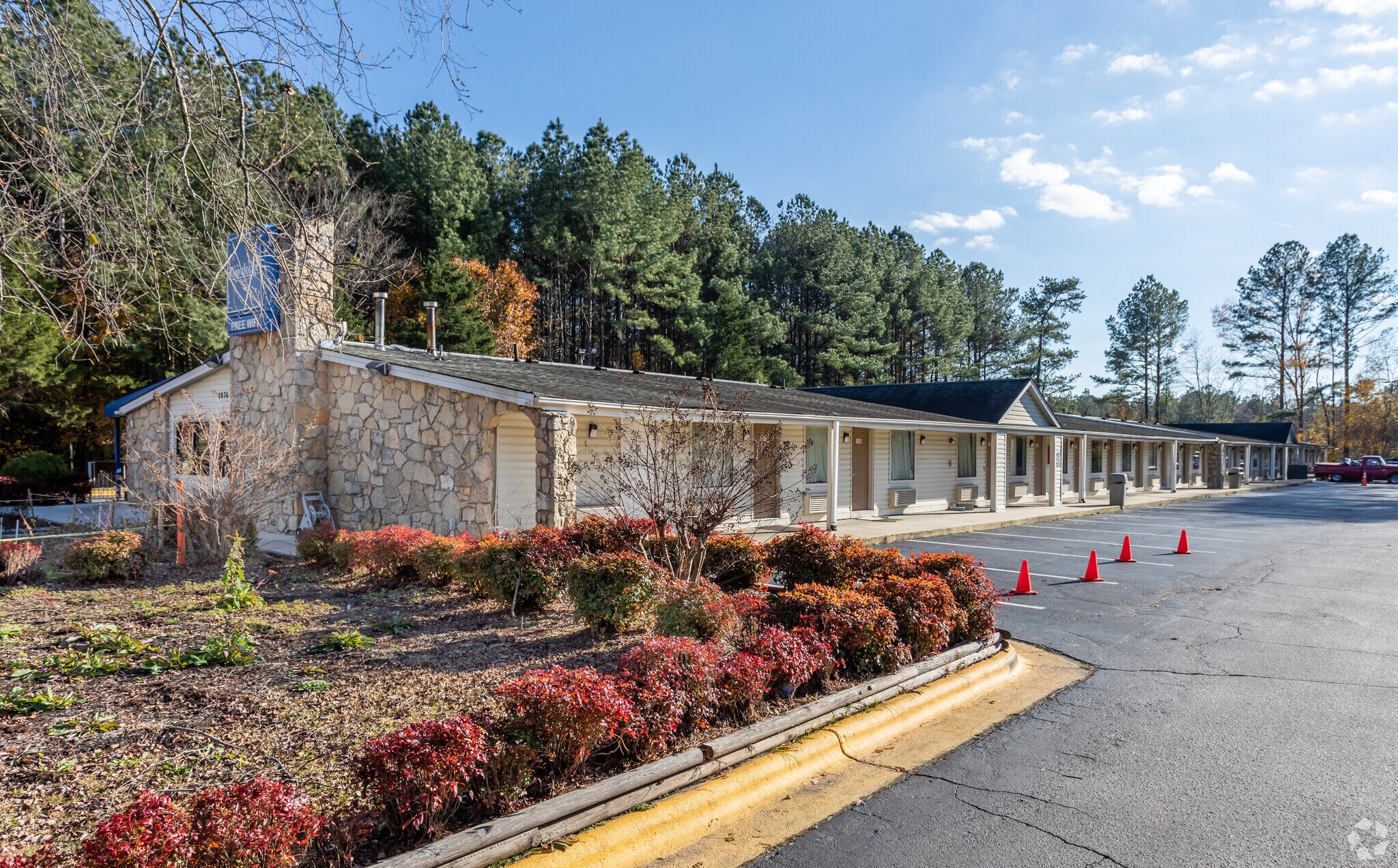 2076 Cedar Creek Rd, Fayetteville, NC à vendre Photo principale– Image 1 sur 6