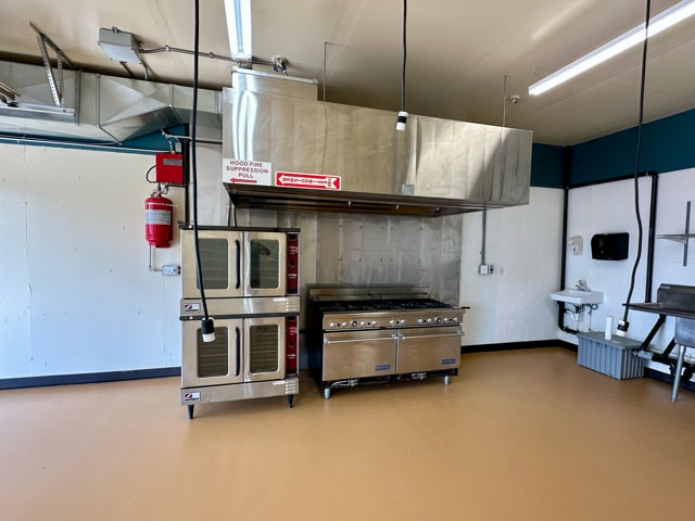 723 Pine St, Sandpoint, ID à louer - Photo intérieure – Image 3 sur 15