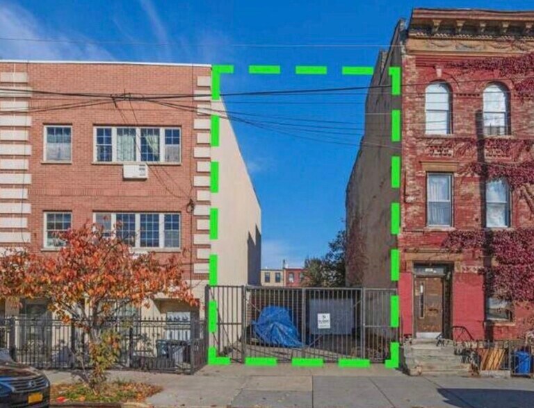 1475 Saint Marks Ave, Brooklyn, NY à vendre - Photo de l’immeuble – Image 1 sur 4