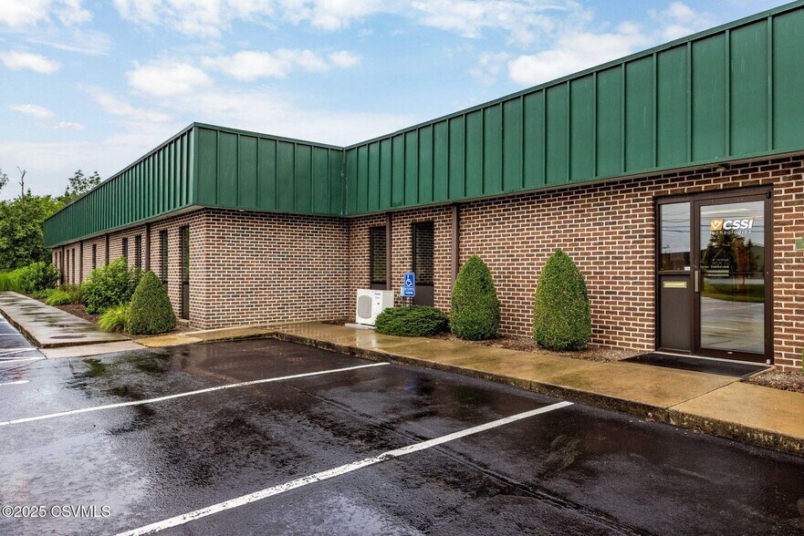 145 N 15th St, Lewisburg, PA à vendre - Photo de l’immeuble – Image 2 sur 25