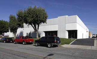 Plus de détails pour 7192 Patterson Dr, Garden Grove, CA - Industriel/Logistique à louer