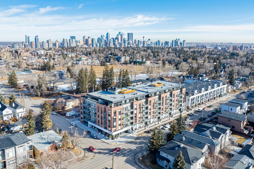 3360 16th St SW, Calgary, AB à louer - Aérien – Image 3 sur 20