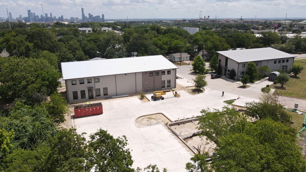503 Radam Ln, Austin, TX à louer - Photo de l’immeuble – Image 2 sur 4