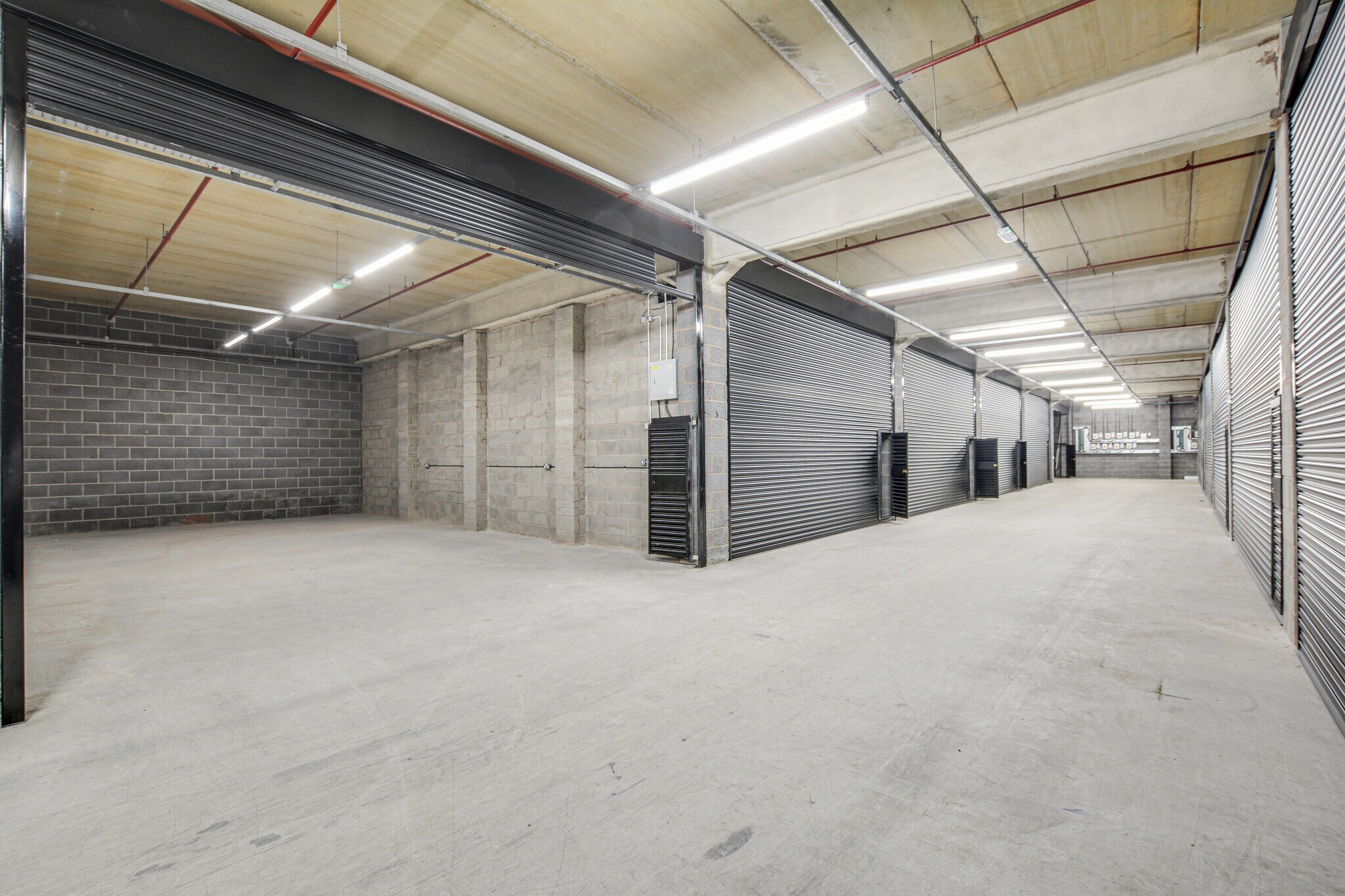 574 Manchester Rd, Bury à louer Photo intérieure– Image 1 sur 14