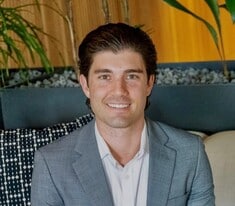Broker