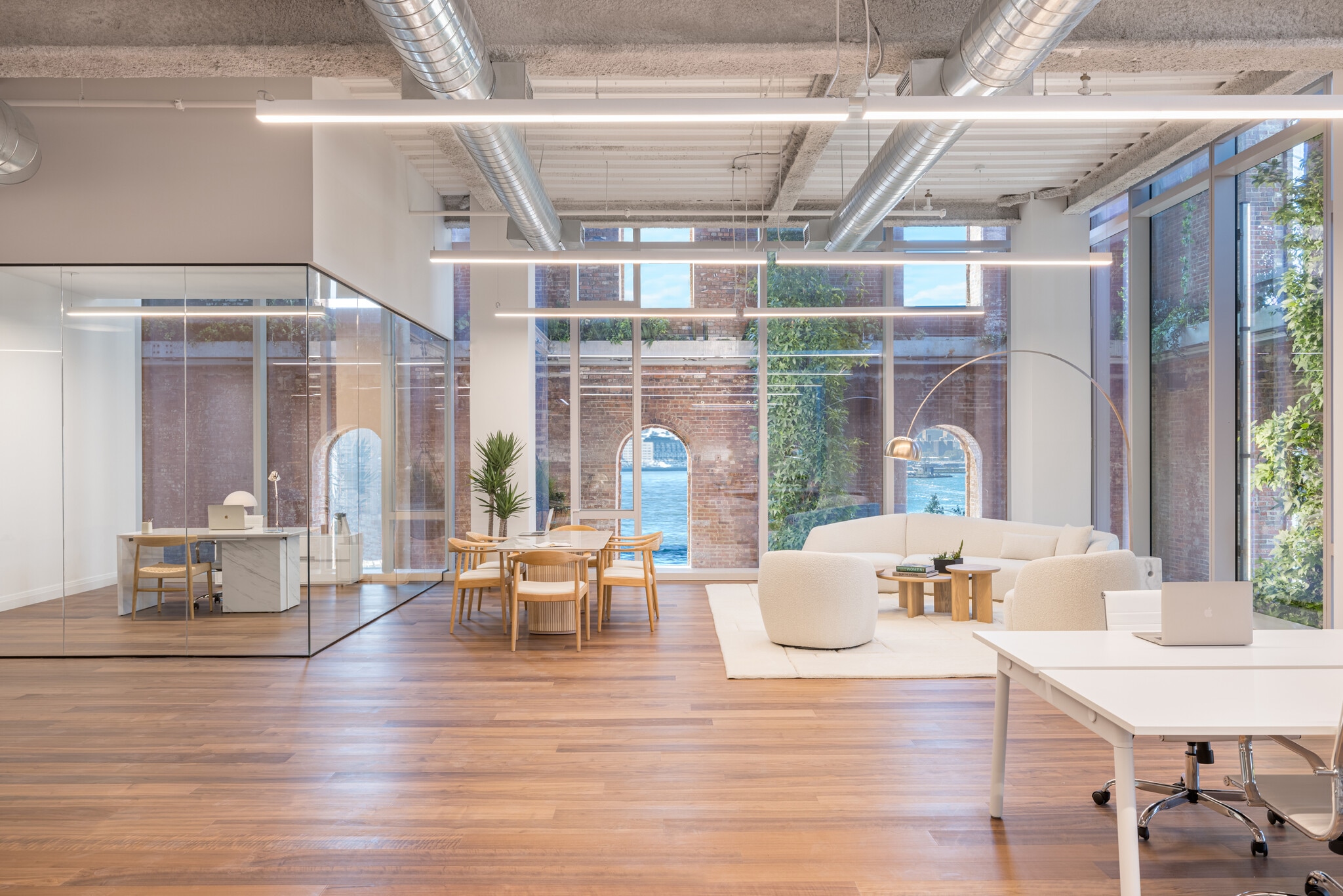 300 Kent Ave, Brooklyn, NY à louer Photo intérieure– Image 1 sur 10