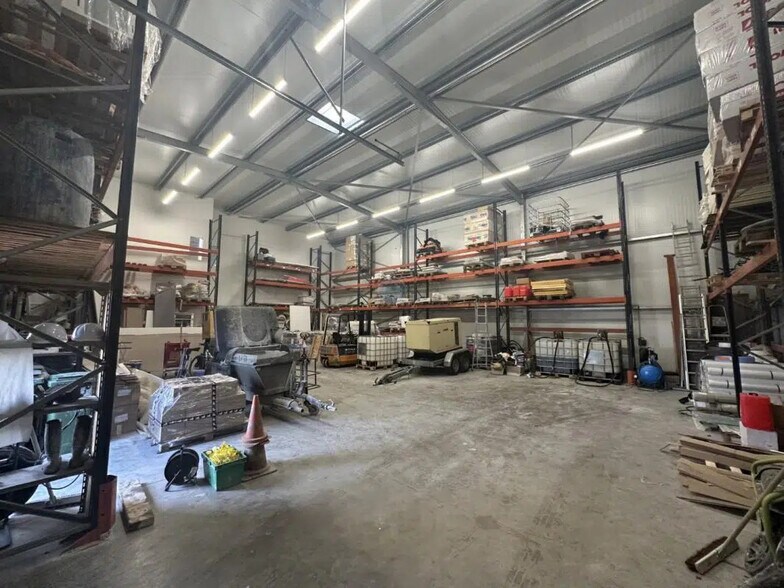 Bureau dans Saran à vendre - Photo intérieure – Image 1 sur 1