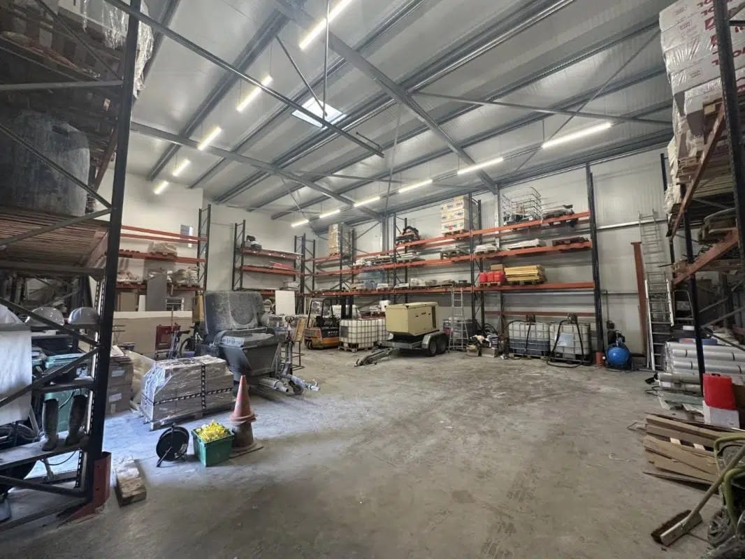 Bureau dans Saran à vendre Photo intérieure– Image 1 sur 2