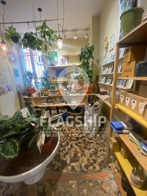 Local commercial dans Paris à louer Photo intérieure– Image 1 sur 9