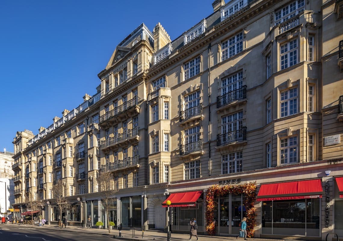 180 Great Portland St, Londres à louer Photo de l’immeuble– Image 1 sur 4