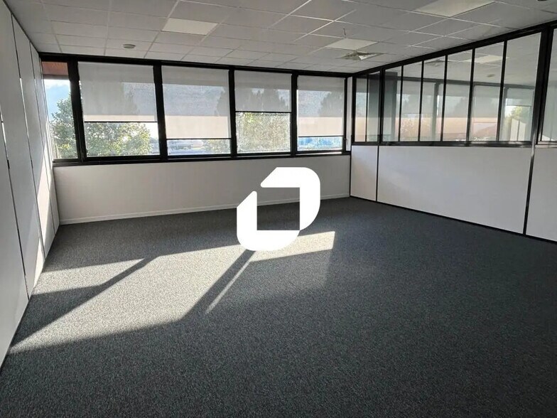 23 Rue De La Haye, Schiltigheim à louer - Photo de l’immeuble – Image 2 sur 8