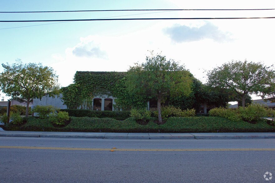 1334 Brommer St, Santa Cruz, CA à louer - Photo de l’immeuble – Image 3 sur 9
