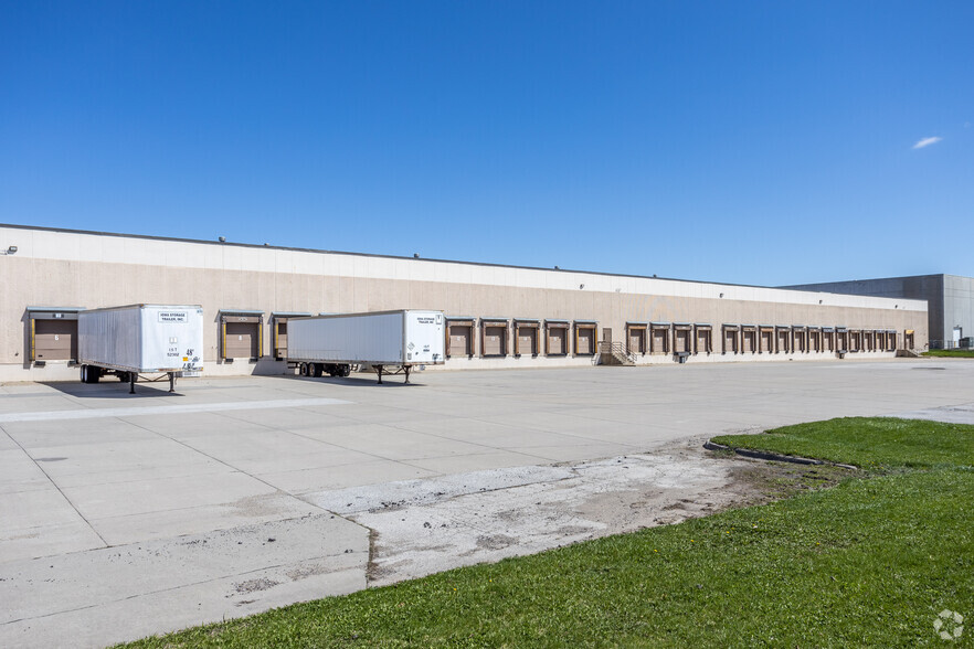 802 SE Shurfine Dr, Ankeny, IA à louer - Photo de l’immeuble – Image 2 sur 2
