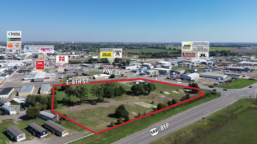 501 Vine St, Hays, KS à vendre - Photo de l’immeuble – Image 2 sur 6