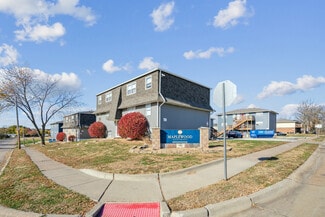 Plus de détails pour 322 W 65th St, Davenport, IA - Logement à vendre