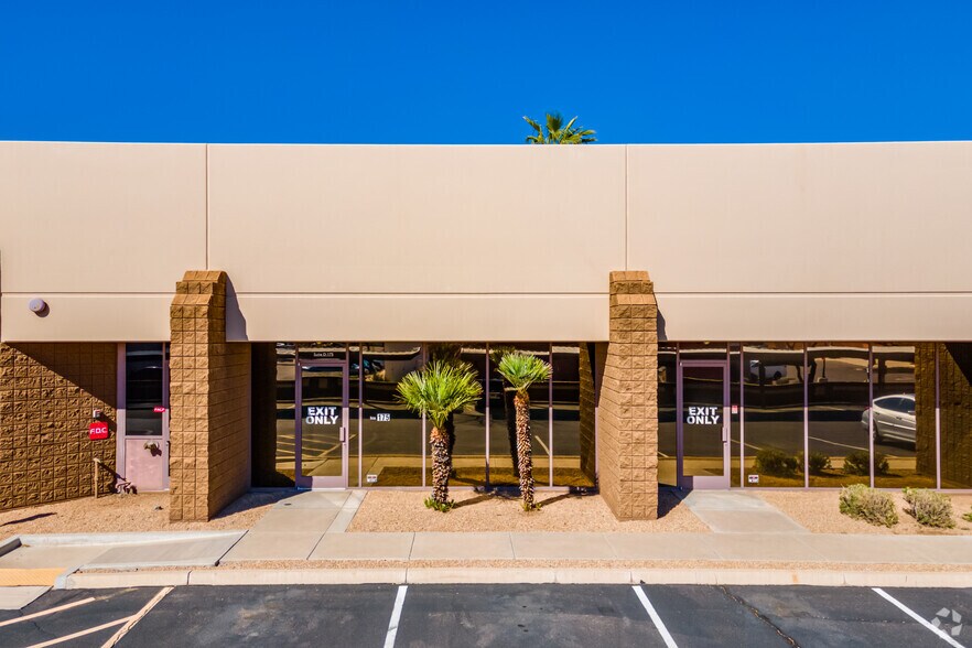 17235 N 75th Ave, Glendale, AZ à vendre - Photo de l’immeuble – Image 3 sur 6