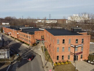 Plus de détails pour 175 Rano St, Buffalo, NY - Bureau à vendre