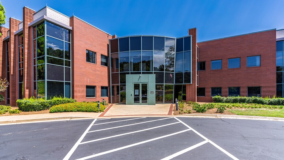1800 W Oak Commons Ct, Marietta, GA à louer - Photo principale – Image 1 sur 9