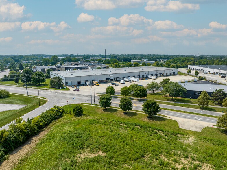 4231-4233 Leap Rd, Hilliard, OH à louer - Photo de l’immeuble – Image 3 sur 16