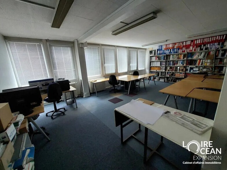 Bureau dans Nantes à louer - Photo de l’immeuble – Image 1 sur 5