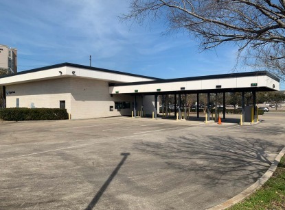 8002 Kirby Dr, Houston, TX à louer - Photo de l’immeuble – Image 2 sur 6