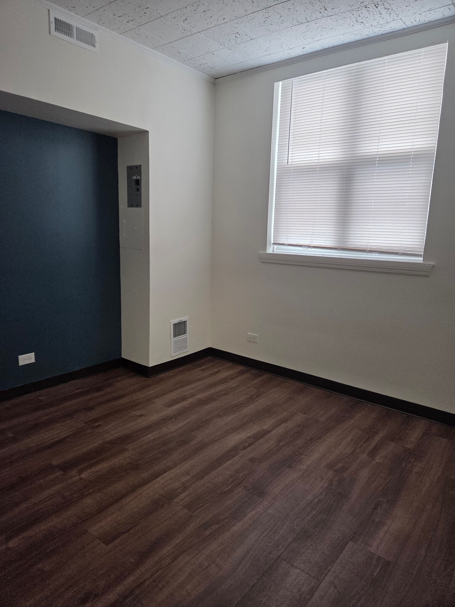 280 Mamaroneck Ave, White Plains, NY à louer Photo intérieure– Image 1 sur 4