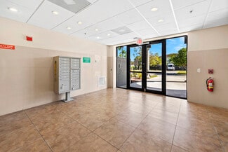 Plus de détails pour 2227 N Federal Hwy, Hollywood, FL - Bureau à louer