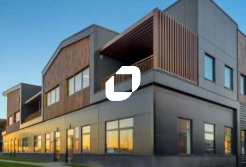 Local d'activités dans Marines à vendre - Photo de l’immeuble – Image 2 sur 14