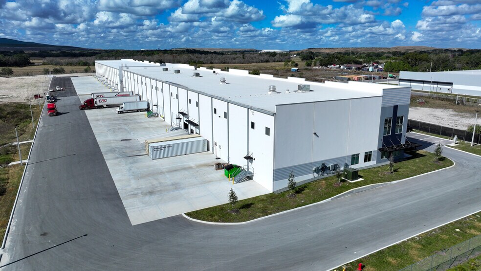 1585 Centennial Blvd, Bartow, FL à louer - Photo de l’immeuble – Image 2 sur 21