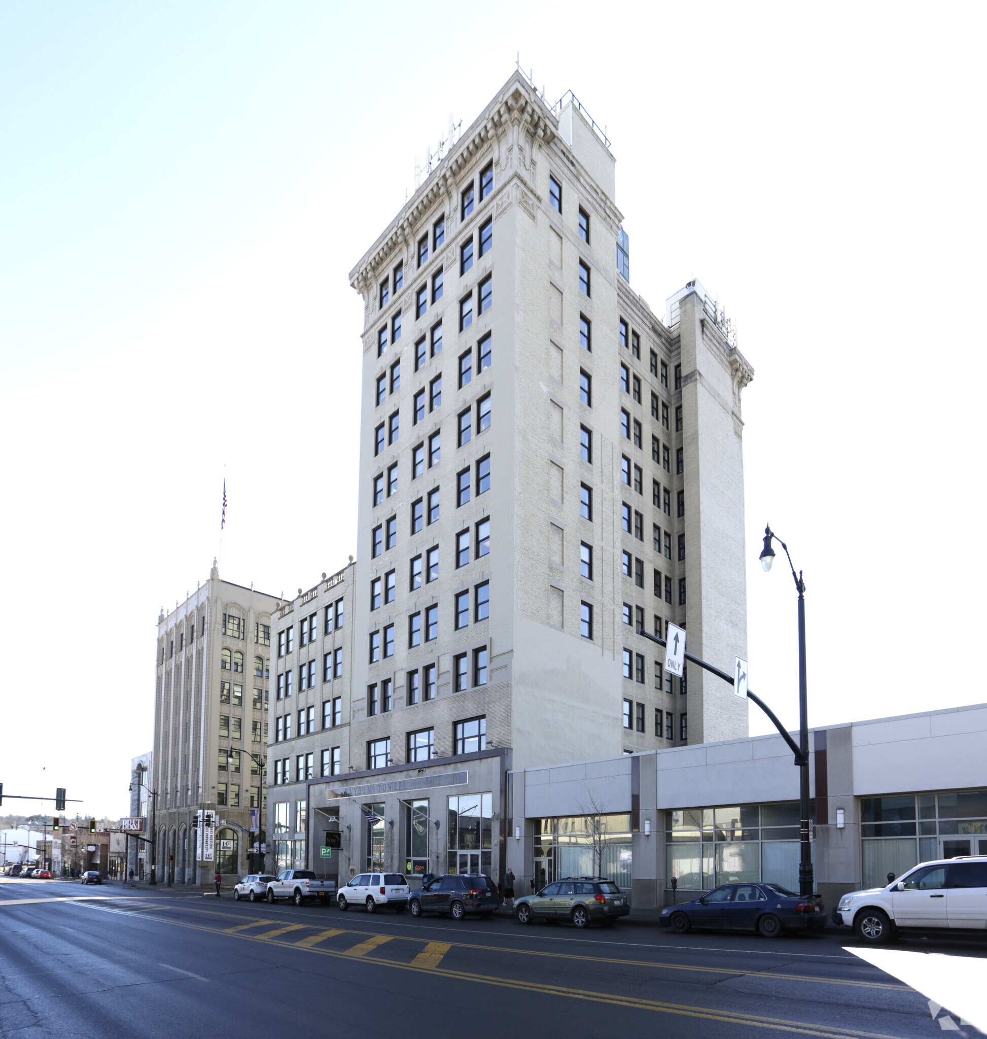8 W Broad St, Hazleton, PA à louer Photo principale– Image 1 sur 8
