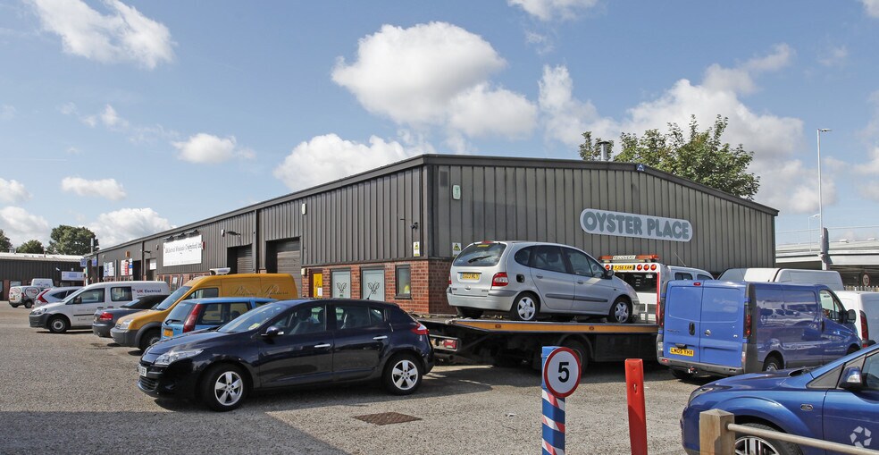 Montrose Rd, Chelmsford à louer - Photo de l’immeuble – Image 2 sur 6