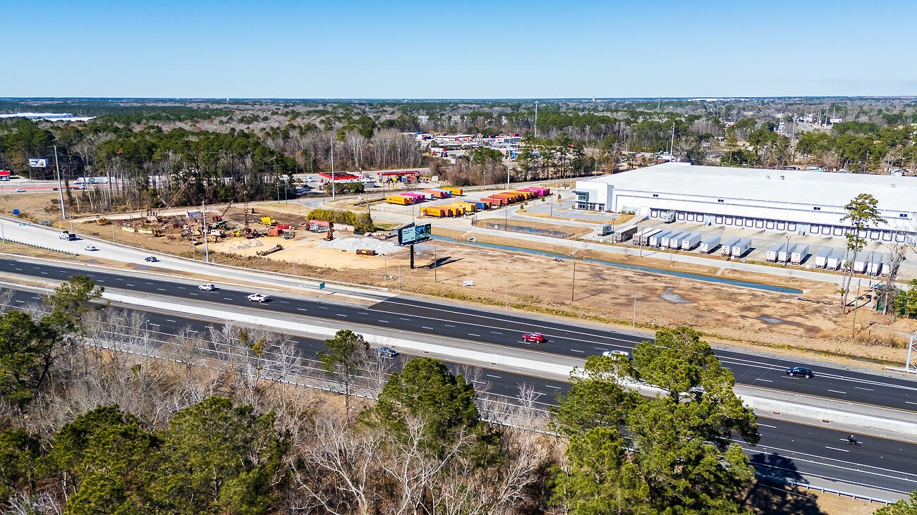 1753 Old Dean Forest Rd, Garden City, GA à louer Photo principale– Image 1 sur 11