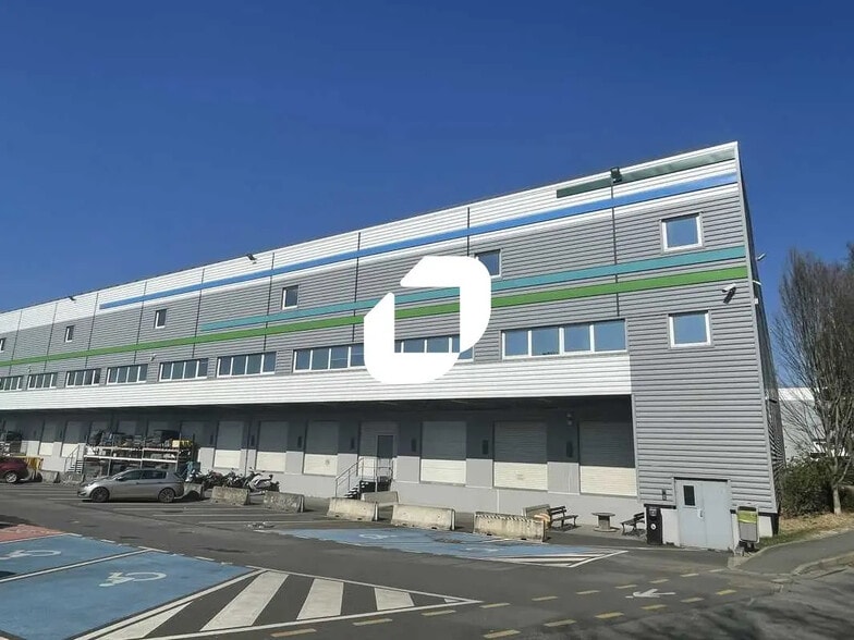 Bureau dans Massy à louer - Photo de l’immeuble – Image 1 sur 10